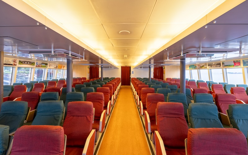 ビンタンリゾートフェリーのエコノミークラス