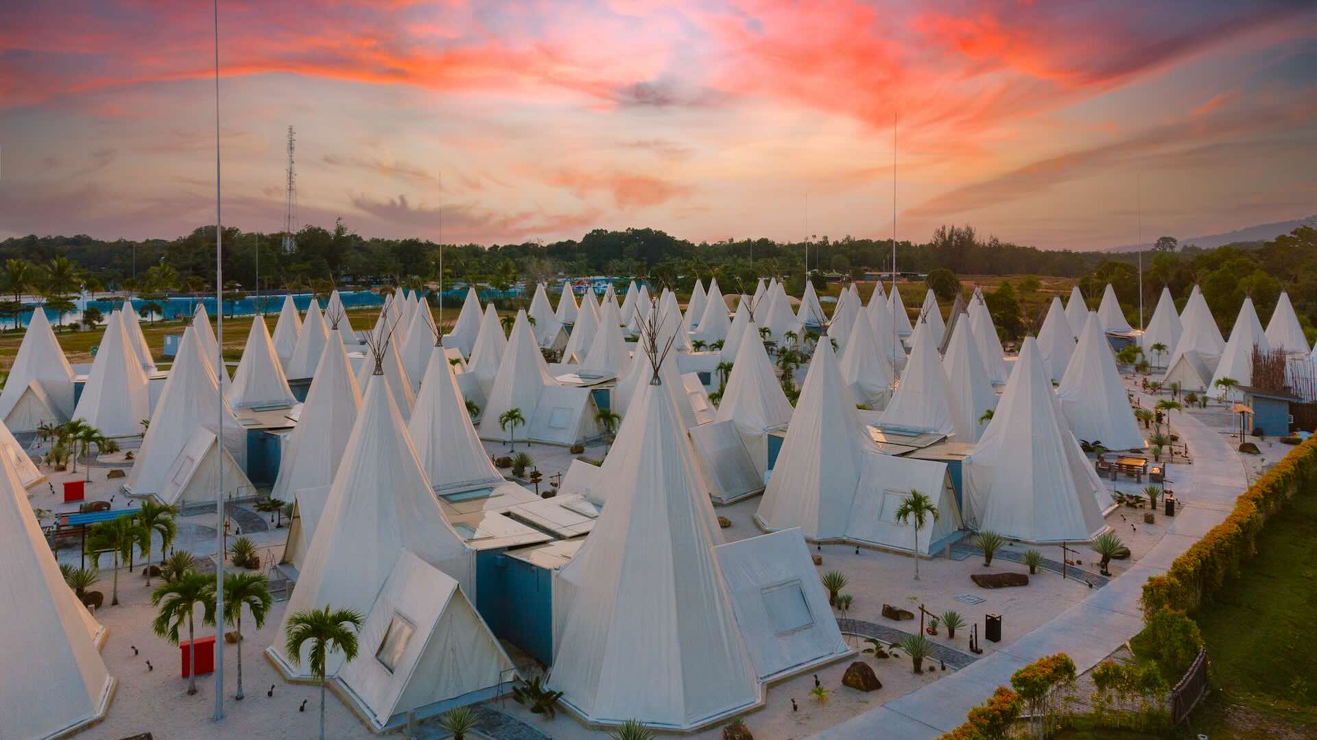 ザ・アンモン リゾート ビンタン（The ANMON Resort Bintan）の砂漠をテーマにしたグランピングティピー